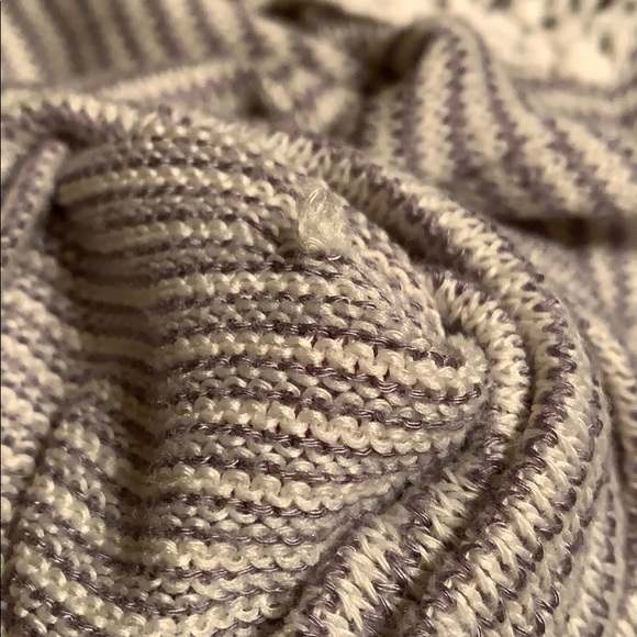 Chance or Fate Striped Top Light Grey/White M - Picture 8 of 9